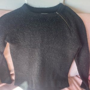 Black Abercrombie and Fitch Sweater w/ Zipper XSMALL